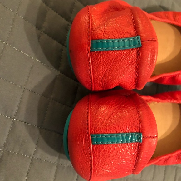 Poppy Tieks - Sold Out! - Picture 4 of 5